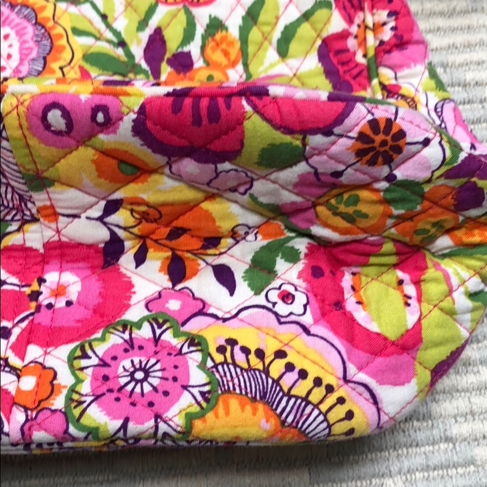 Vera Bradley saddlebag - Picture 3 of 8